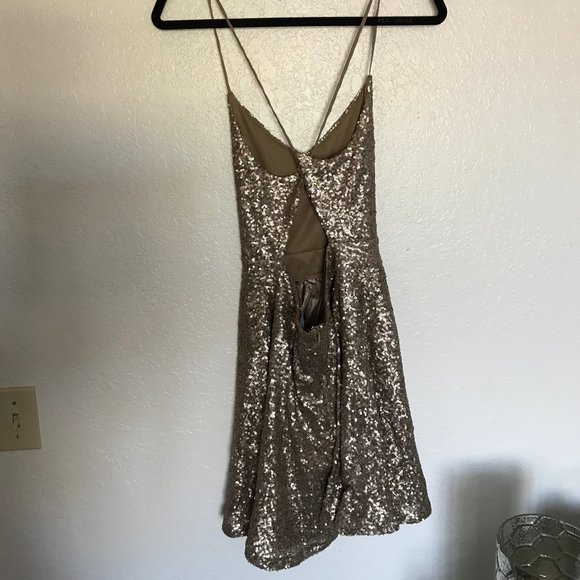 Sequin mini dress - Picture 2 of 5